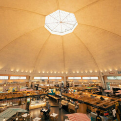Markthalle in Basel.