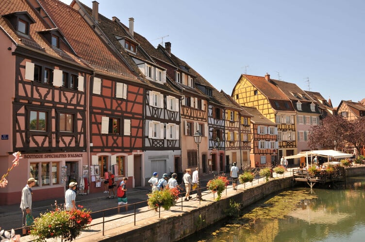 Mittelalterliche Fachwerkhäuser in Colmar im Elsass.