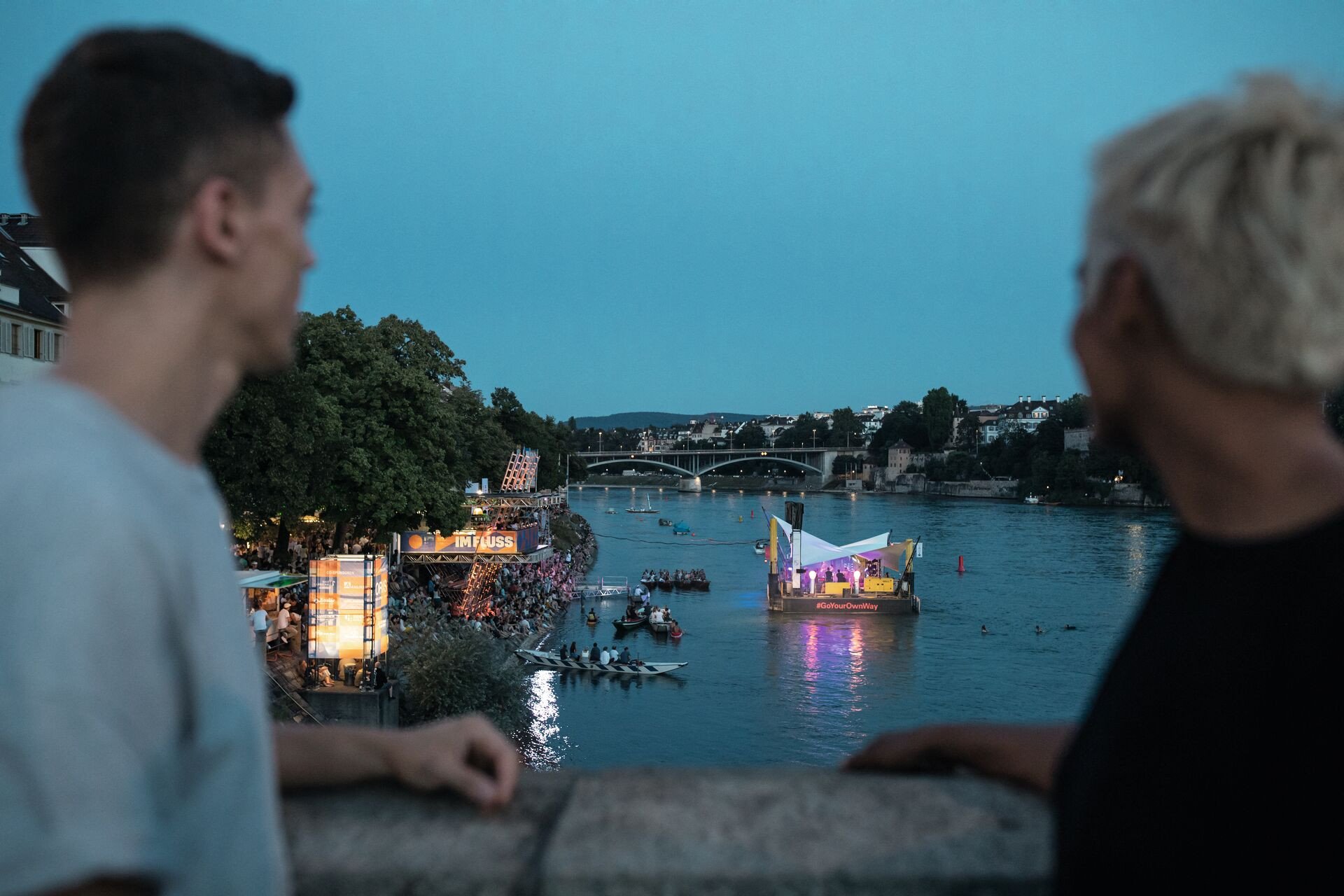 Impression vom IMFLUSS Festival am Rhein in Basel.