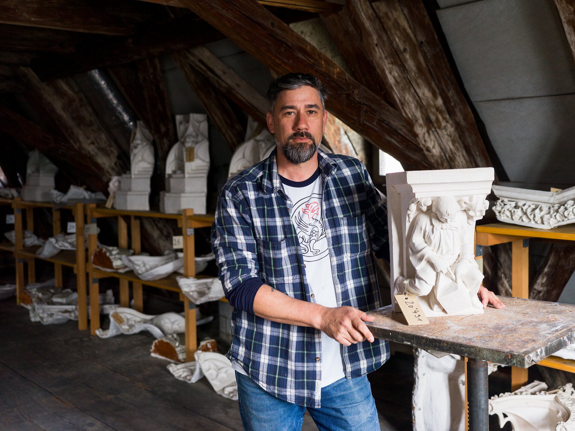Ramon Keller, the cathedral workshop’s master craftsman. © Basel Tourismus, Oz Jacob Tabib