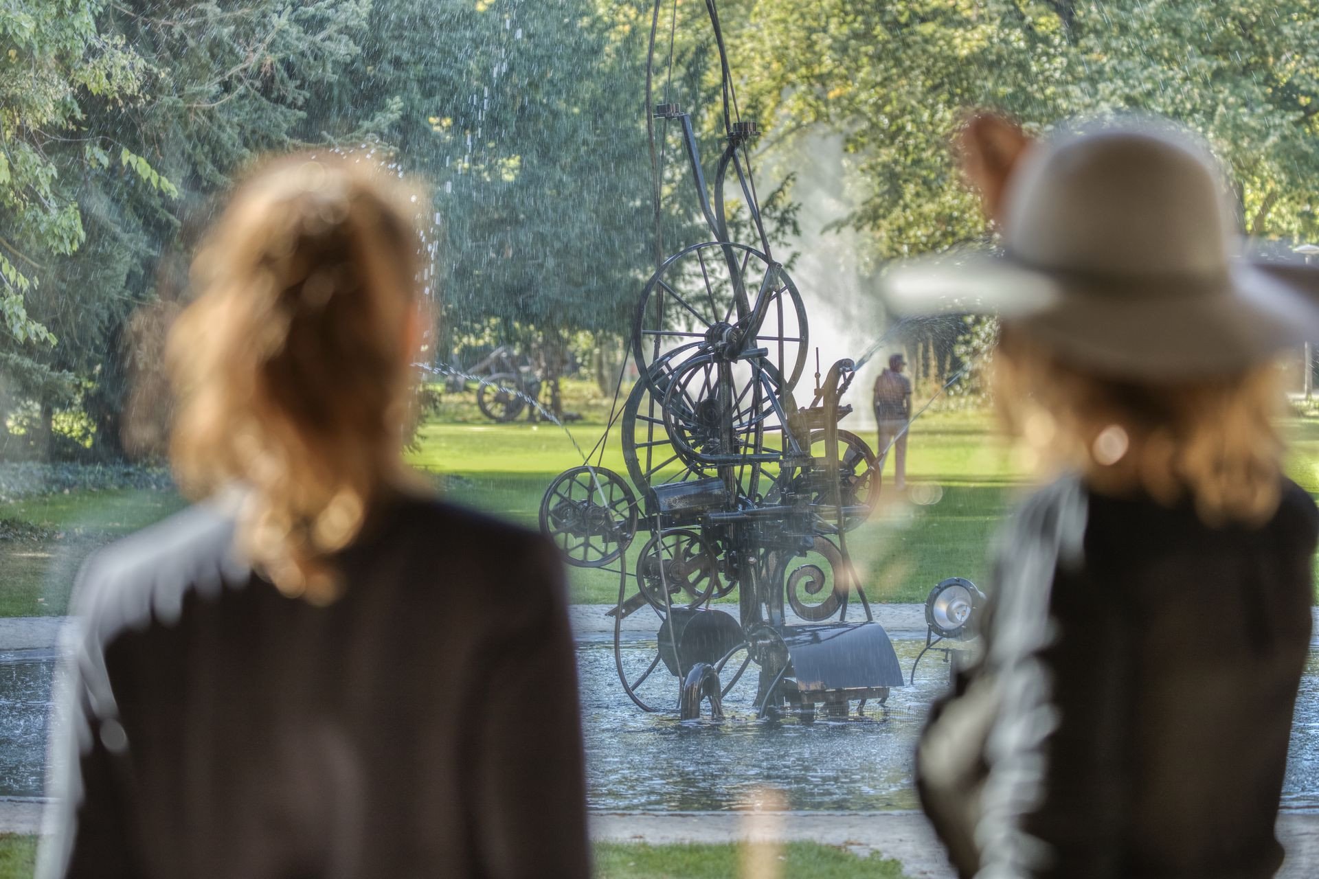 Die innovativen Sonderausstellungen und die interaktive Dauerausstellung im Museum Tinguely sind ein beeindruckendes Erlebnis für die Sinne. Kunstfans empfehlen wir auch den Besuch in der Fondation Beyeler oder dem Kunstmuseum Basel. 