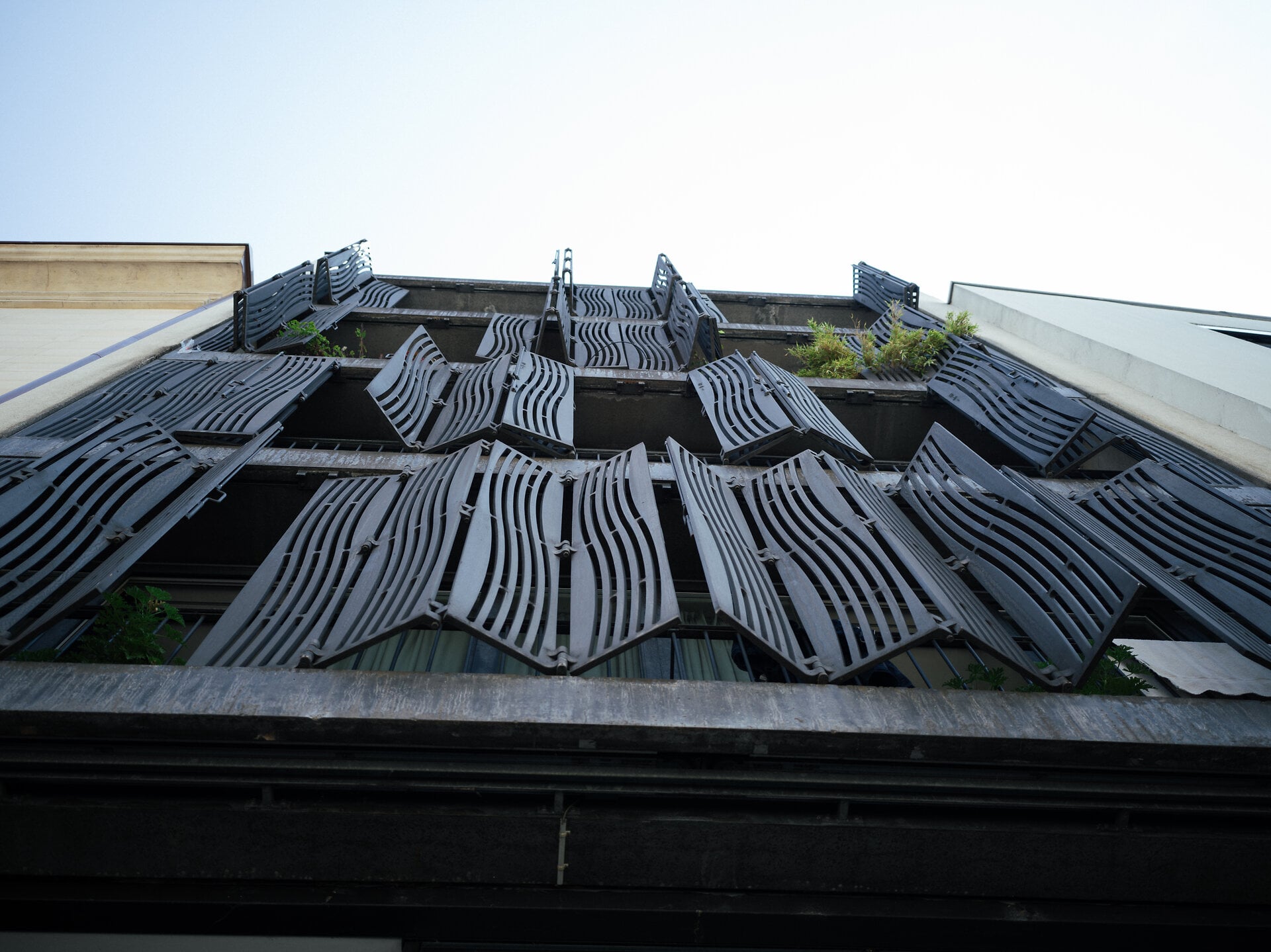 Das wellenartige Design der Gardinen-Fassade. © Basel Tourismus, Oz Jacob Tabib