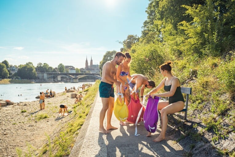 Rheinschwimmen in Basel [Schweiz] | basel.com