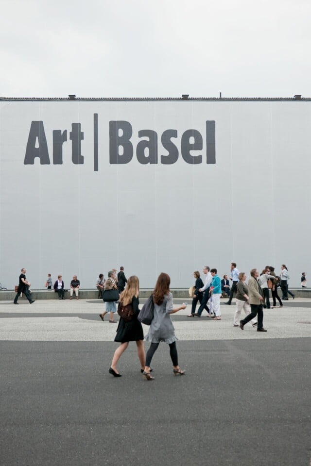 Die internationale Kunstmesse Art Basel am Messeplatz.